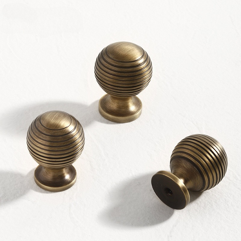 มือจับและลูกบิดทองเหลืองแบบนอร - Furniture Hardware And Fittings บทวิจารณ์และราคา